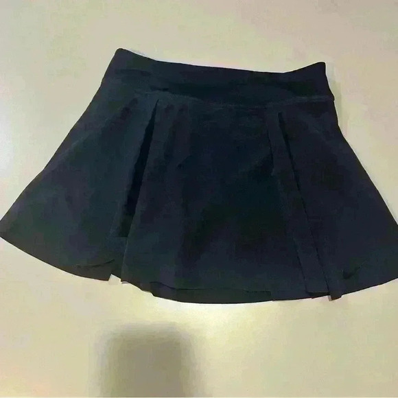 Nike Drifit Navy Tennis Skort Size Small - Picture 1 of 5